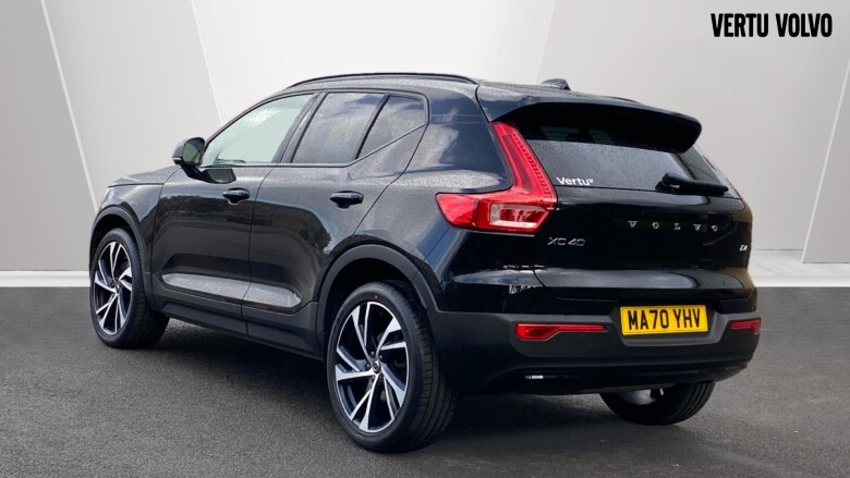 Volvo Xc40 2.0 B4P R DESIGN Pro 5dr Auto Petrol Estate